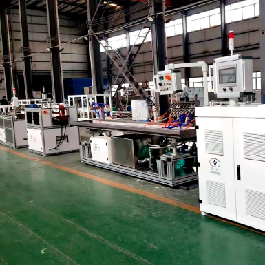 खरीदें Shenzhen HYPET PVC Corner Bead Trim Angle Profile Extrusion Machine PVC Corner Bead Plastic Products Making Machine Manufacturer online manufacture