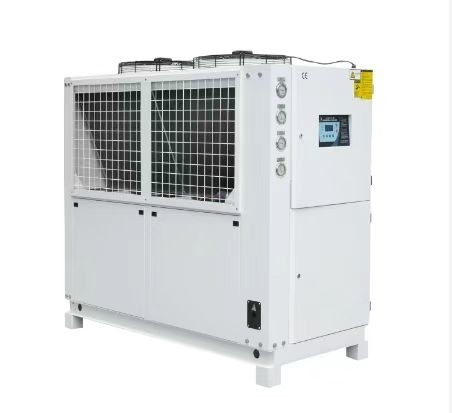 फैन कूलिंग टाइप HYAC-15AD 13.44 kw मैक्स पावर खपत के साथ वाटर चिलर